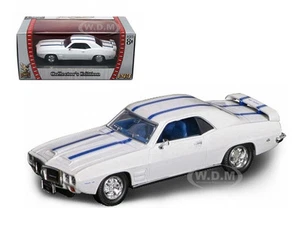 1969 PONTIAC FIREBIRD TRANS AM WHITE 1/43 DIECAST MODEL BY ROAD SIGNATURE 94238 - Picture 1 of 1