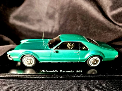 Spark Models 1967 Oldsmobile Toronado 1:43 Scale Inv. #4158 - Image 1 of 4