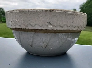 Clay City Pottery Pickett Fence Mixing Bowl Beige 1920’s 10 1/2” Primitive  - Picture 1 of 8