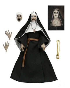 Modellino NECA The Nun Valak The Conjuring Universe Ultimate scala 7 pollici - Foto 1 di 14