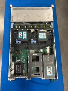 Cisco C240 M4S 8xSFF 2U server; 74-12420-02 - 2x 1400W PSU, 6 x FAN, 2 heatsink - Picture 1 of 7
