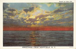 Postal NY: Saludos desde Westfield, Nueva York, lino vintage años 40 sin publicar - Imagen 1 de 2