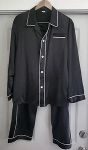 Pijama 100 % seda morera hecho a medida a medida negro con tubería blanca - NUEVO - Imagen 1 de 5