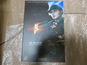 Hot Toys VGM11 Jill Valentine BSAA Ver Resident Evil Biohazard :JP - Picture 1 of 3