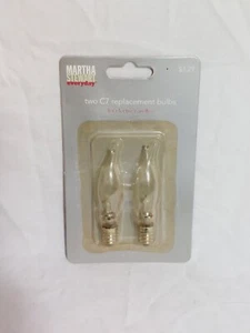New Martha Stewart Replacement C7 Light Bulbs for Electric Candles Flame Shaped - Picture 1 of 3