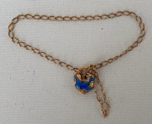 9ct solid gold bluebird charm heart padlock bracelet. Child 16 cms. Adjustable - Picture 1 of 11