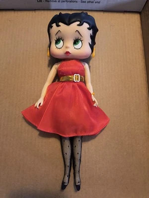Muñeca de juguete Betty Boop vintage años 80 con vestido rojo medias de red sin zapatos Foto 1 de 4