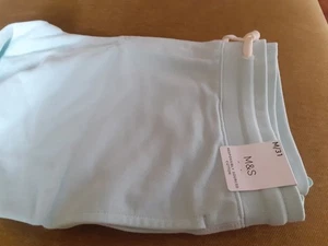 Marks And Spencer Mint Green Shorts Medium Regular Length New And Unworn - Picture 1 of 5
