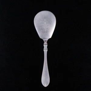 Hans Hansen. Silver Canapé Server, decorated - No. 3 / Arvesølv nr. 3 - Picture 1 of 2