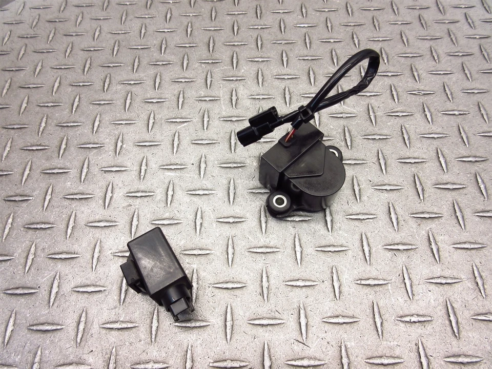 Honda CTX700 CTX700N 2015 14-17 OEM intermitente eléctrico relé punta banco sensor Foto 1 de 4