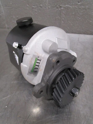 Bomba de dirección asistida TITAN E6NN3K514EA Ford 3055 3600 3600V 3610 3900 3910 4000 Foto 1 de 4