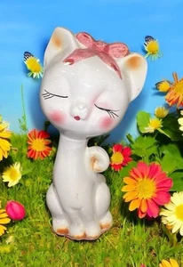 Anthropomorphic Kitty Cat Figurine Kitschy Long Lashes Puckered Lips Japan VTG - Picture 1 of 11