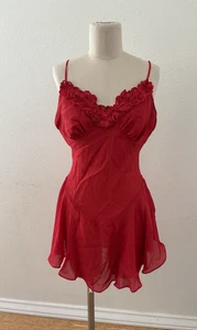 Deadstock Neu mit Etikett 90er Vintage zartes rotes Chiffon kurzes Nachthemd Größe Medium - Bild 1 von 4
