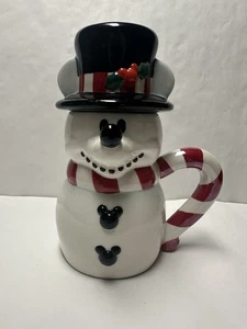 VINTAGE DISNEY MICKEY MOUSE SCHNEEMANN WEIHNACHTEN URLAUB KERAMIKTASSE MIT TOP - RARITÄT - Bild 1 von 6