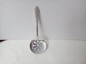 Cuchara de tomate W M ROGERS MFG CO "LAUREL" PLATEADA CUBIERTOS - Imagen 1 de 12
