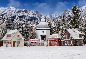 HO Scale Buildings - 42413 - H0 Christmas village with LED lighting - Kit - Picture 1 of 4