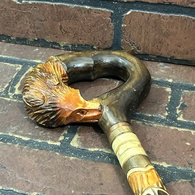 Bastón de zorro de moda hecho a mano tallado, bastón de diseño Foto 1 de 4