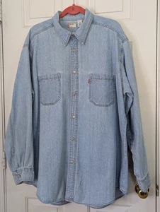 VTG Levi's Denim Button L/S Shirt Mens XL Blue Light Wash Red Tab Workwear Logo - Picture 1 of 12