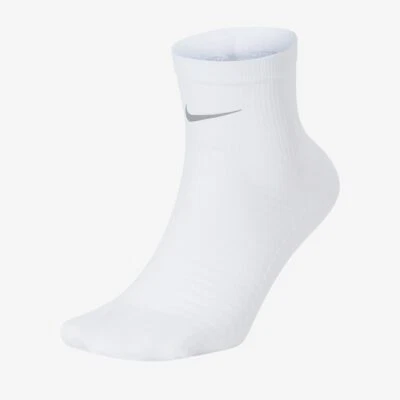 Sz UK 7-8.5 EU 41-43 ~ Nike Dri-FIT Spark Cushioned Ankle Quarter Running Socks - Image 1 of 4