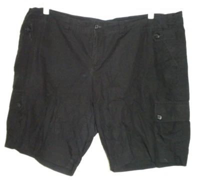 Ladies 22 Daisy Fuentes Long Black Cargo Shorts 10" inseam ightweight cotton - Image 1 of 4