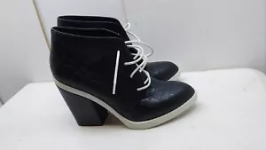 Chinese Laundry Accomplice Women Black Synthetic Pump Bootie Casual Shoe 8.5M 39 - Picture 1 of 7