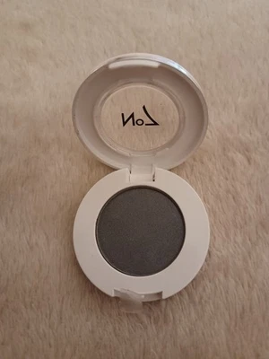 Boots No7 Eyeshadow Full Size Eyeshadow Thunder Shade 1.3g 0.04 Oz Brand New - Image 1 of 2