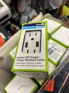 Leviton T5632-W 3.6A USB-A Caricabatteria da Parete con 15A Resistente alle Manomissioni Lotto di 8 - Foto 1 di 4
