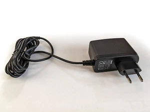 MOSO MSP-C3000IC5.0-18W-DE 5V 3A AC Power Adapter (EU Plug) - Picture 1 of 2