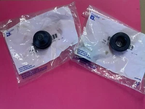 NOS GM Valve Cover PCV & Breather Grommet Set 3989347 & 3894337 Big Block - Picture 1 of 3