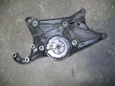 89 1989 Chevy Beretta 2.0L 2.0 Idler Pulley Bracket 10045136 - Image 1 of 2