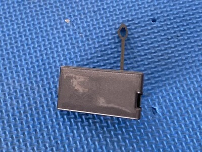 2004 2005 BMW E46 3series 325i 325xi 330xi tampa de gancho de reboque para-choque traseiro cinza - Imagem 1 de 4