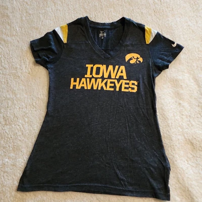 Nike Iowa Hawkeyes Women's Size Medium Charcoal Short Sleeve T Shirt Tee - Image 1 of 4