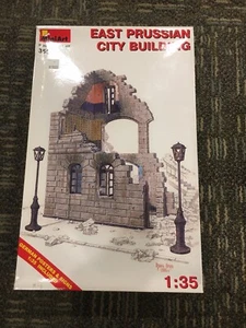1/35 1:35 MiniArt 35501 East Prussian City Building Ruin - Picture 1 of 2