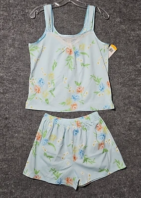 Vanity Fair Women’s Pajama Sleep Set 2 Pc Print Tank Top and Shorts Sz Small - Image 1 of 4