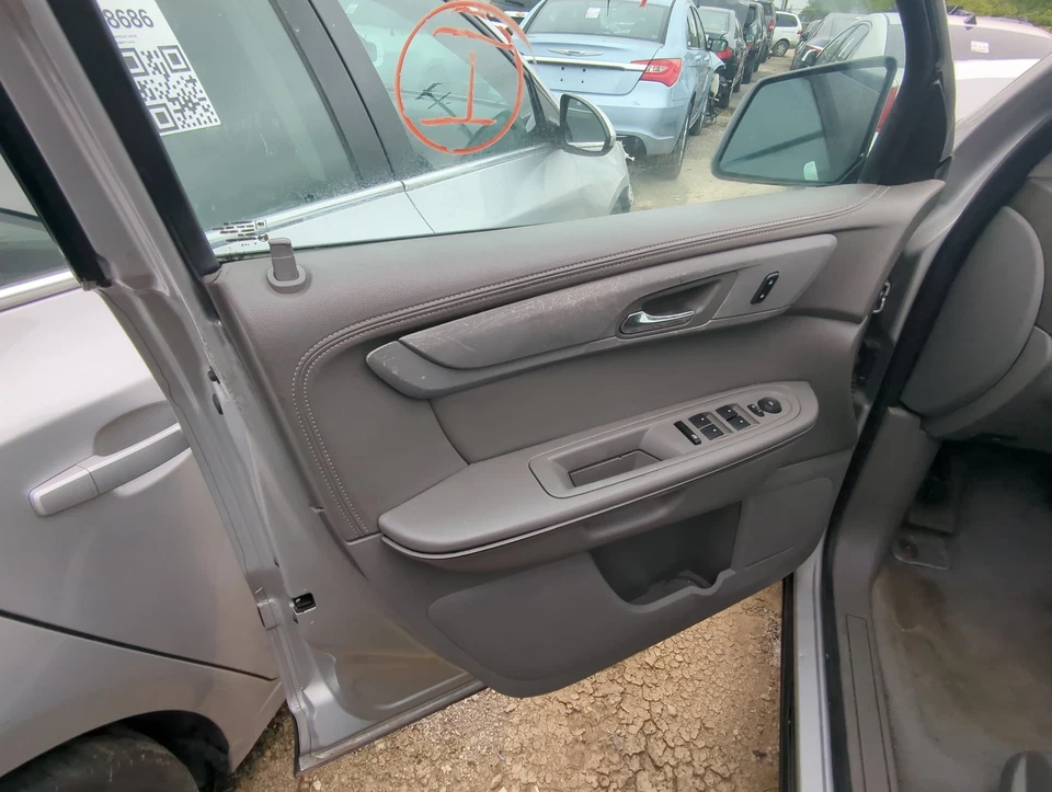 2017 Chevrolet Traverse Front Left Driver Interior Door Panel Trim MGL6B - Image 1 of 1