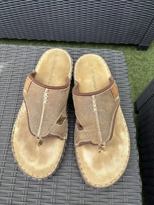 Shuropody Toe Post Sandals - UK Size 10 - Picture 1 of 6