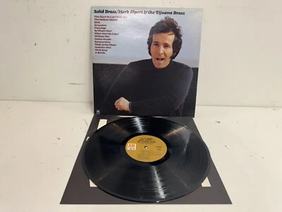 Herb Alpert & The Tijuana Brass- Solid Brass 1972 SP-4341 Vinyl 12'' Foto 1 de 4