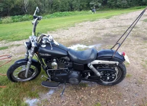 2007 Streetbob with very low kilometers, updates and upgrades all around. - Picture 1 of 2