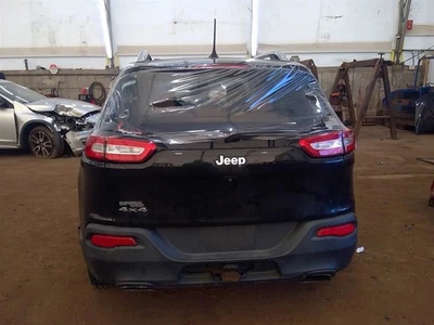 Passenger Front Spindle/Knuckle Off Road Suspension Fits 14-18 CHEROKEE 6859888 - Image 1 of 4