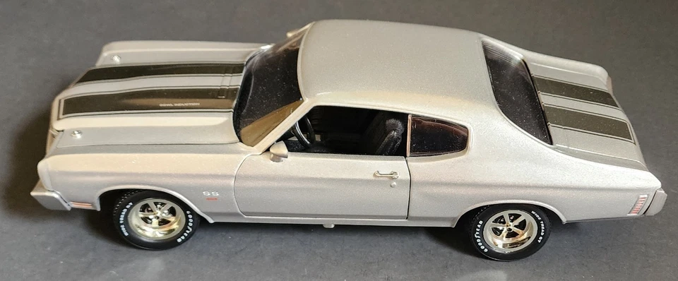 1:18 Diecast Johnny Lightning 1970 Chevy Chevelle (Silver/Black Stripes) - Image 1 of 3