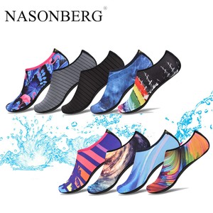 Damen Badeschuhe Wasserschuhe Aquaschuhe Schwimmschuhe Leicht Strand Yoga Socken