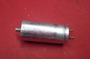 TUMBLE DRYER HOTPOINT TDWSF83EPZ UK Capacitor - Picture 1 of 2