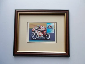 MOTOR CYCLING SUPER BIKES - FIRST DAY POSTCARD COVER DARYL BEATTIE FRAMED - Picture 1 of 2