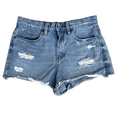 Pantalones cortos de mezclilla Chelsea & Violet para mujer desgastados tiro alto dobladillo crudo talla 27 Foto 1 de 4