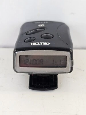 21 Sun Telecom ST750 Plus Black Handheld 3-Buttons Pocsag Numeric Pager - Image 1 of 4