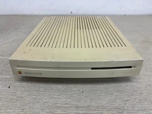 Vintage Apple Macintosh LC III M1254 Computer - Powers On - Picture 1 of 16