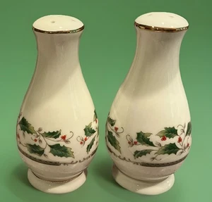 Set sale e pepe vintage 1994 casa per le vacanze bacche di agrifoglio bordo oro - Foto 1 di 1