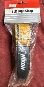 Cinghia per fotocamera Nikon - Foto 1 di 5