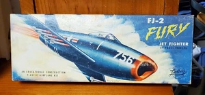1955 LINDBERG FJ-2 FURY JET FIGHTER 1/48 SCALE Model Kit no. 516 - Picture 1 of 16