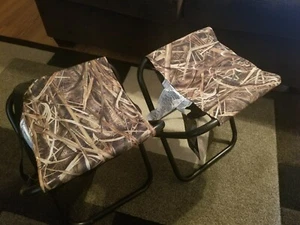 2-Mossy Oak Field Hunting Stool Zippered Pocket. Turkey hunting. Deer hunt  - Picture 1 of 3